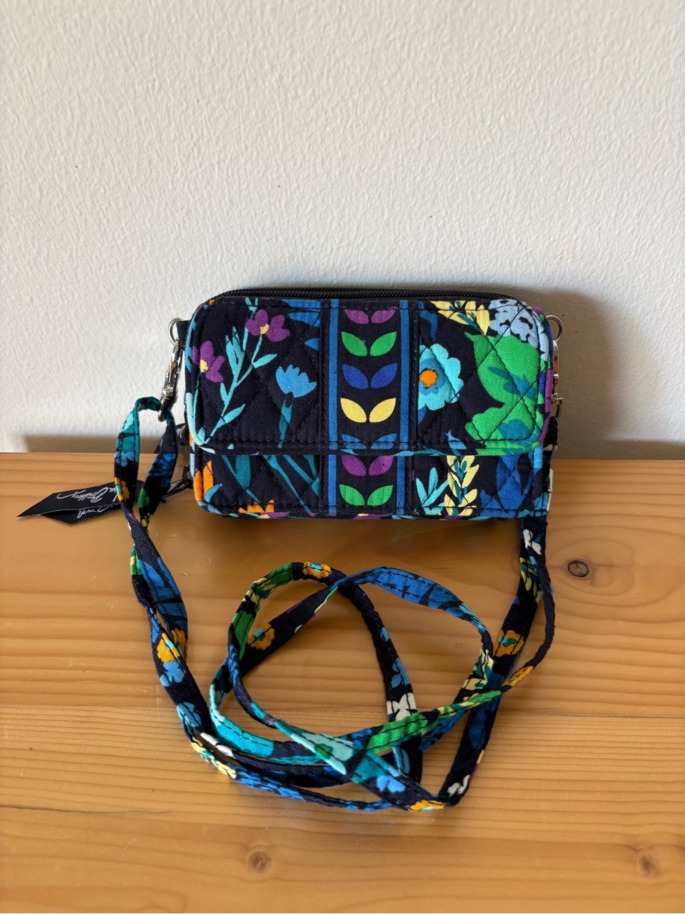 Vera Bradley All-In-One Crossbody Wallet Midnight Blues Print Retired 2013 Rare